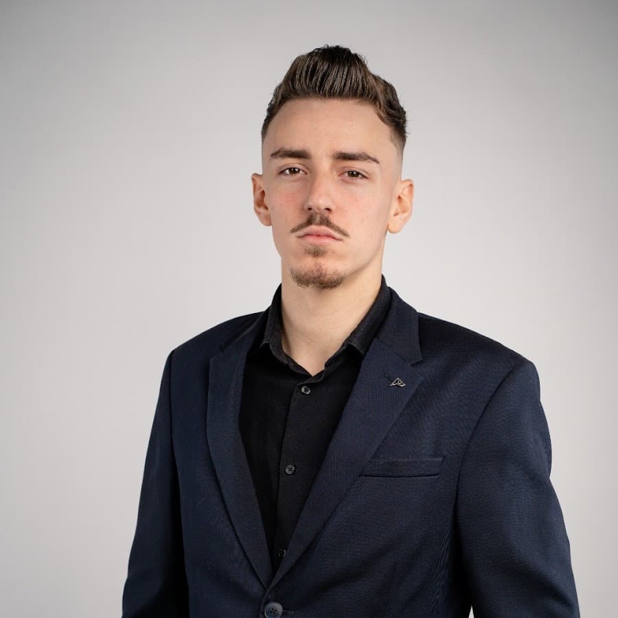 Filip Cristian, investitor la bursă